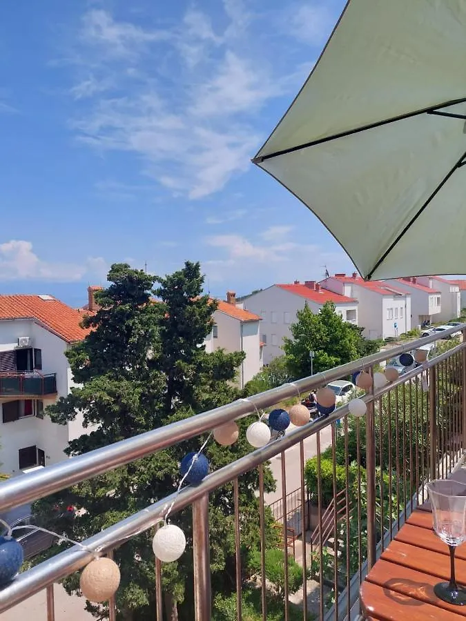 Falcon Mali Lošinj 0*,